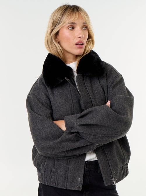 Blouson esprit lainage oversize avec col en fourrure amovible - Kiabi Blouson esprit lainage oversize avec col en fourrure amovible - Kiabi