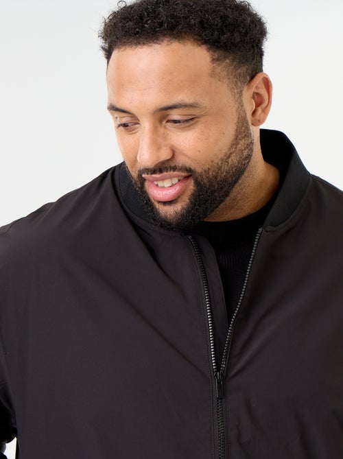 Blouson uni avec ouverture zippée - Kiabi