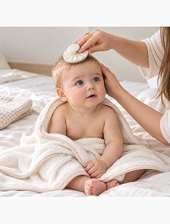 Bo jungle | brosse de massage cuir chevelu bébé en silicone dune