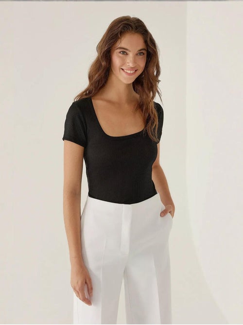 Body à col carré hiccup - Kiabi Body à col carré hiccup - Kiabi