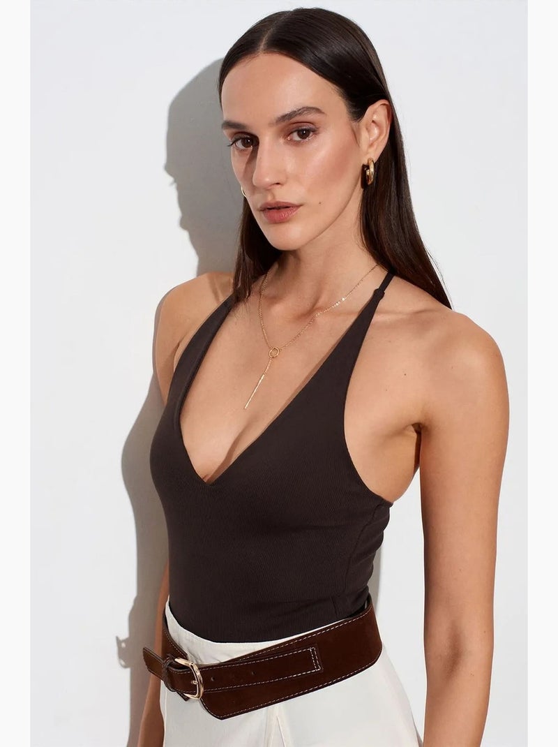 Body met cut-out halterhals aansluitend dilvin Donkerbruin - Kiabi