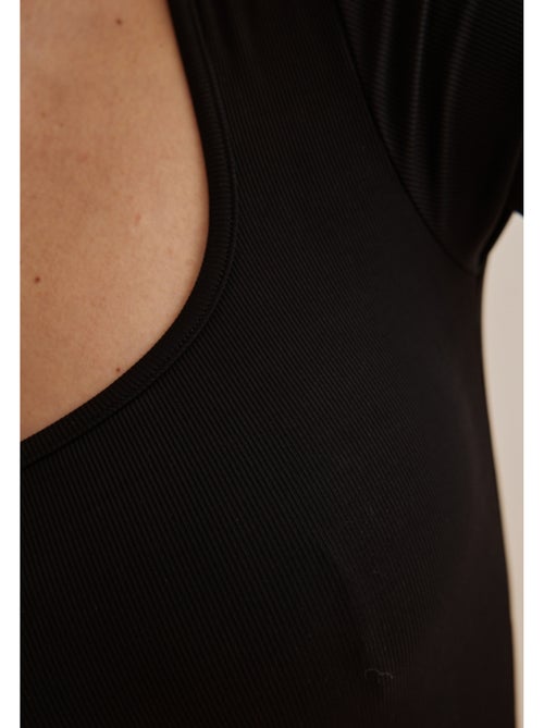 Body met korte mouwen en ingebouwde bralette lou - Kiabi Body met korte mouwen en ingebouwde bralette lou - Kiabi