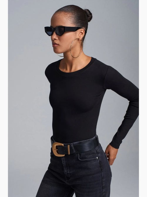 Body met ronde hals aansluitend jersey dilvin - Kiabi Body met ronde hals aansluitend jersey dilvin - Kiabi