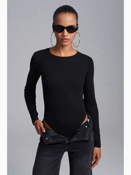 Body met ronde hals aansluitend jersey dilvin - Kiabi Body met ronde hals aansluitend jersey dilvin - Kiabi