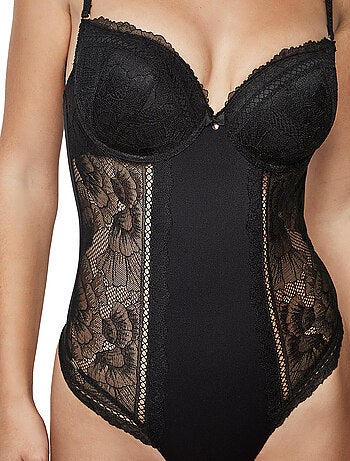 Body string préformé agatha