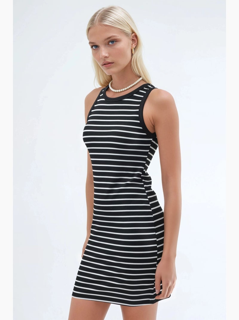 Bodycon mini-jurk met ronde hals hiccup Zwart Wit - Kiabi