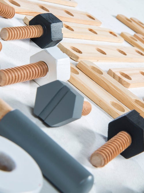 Boite à outils 46 pièces en bois pour enfant ROBA - Kiabi