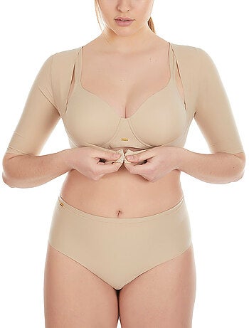 Boléro modelant pour bras curves