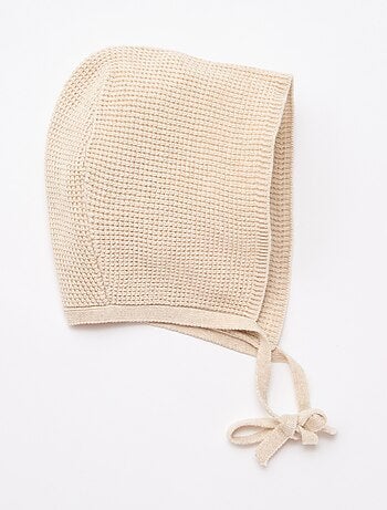 Bonnet en maille à nouer