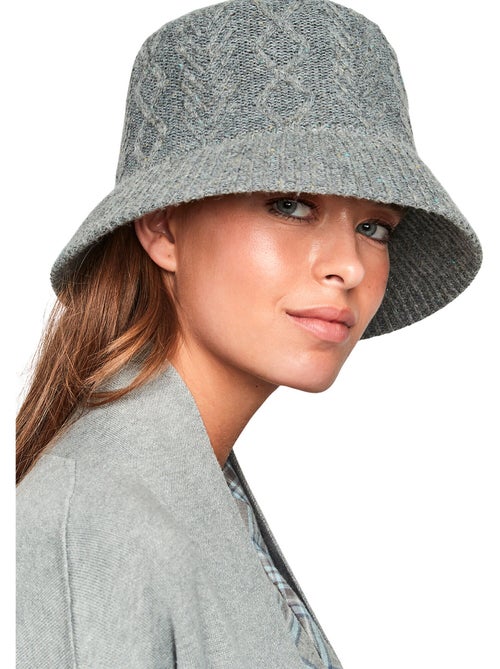 Bonnet en tricot pc1 style add - Kiabi Bonnet en tricot pc1 style add - Kiabi