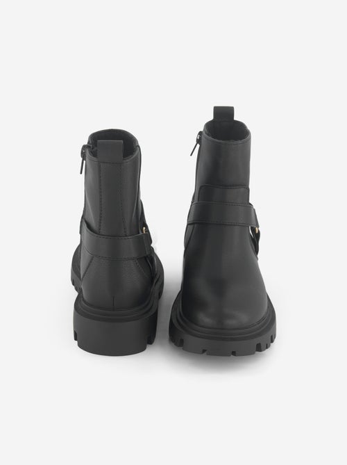 Boots en simili avec sangles fantaisies - Kiabi Boots en simili avec sangles fantaisies - Kiabi