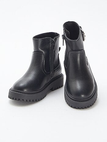 Boots en simili texturée avec boucle métallique fantaisie