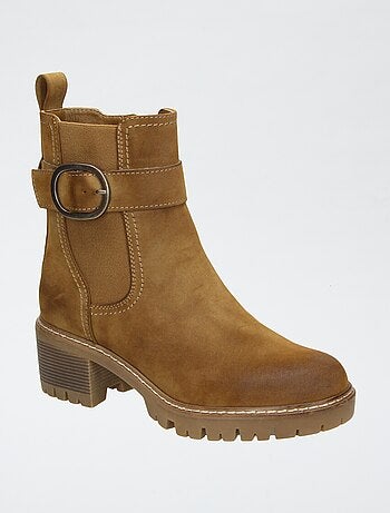 Boots met profielzool