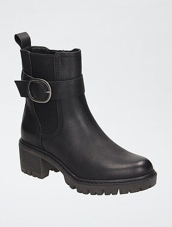 Boots met profielzool