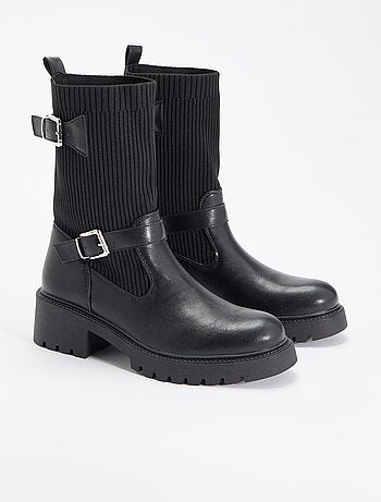 Boots met sok-effect van imitatieleer en gesp