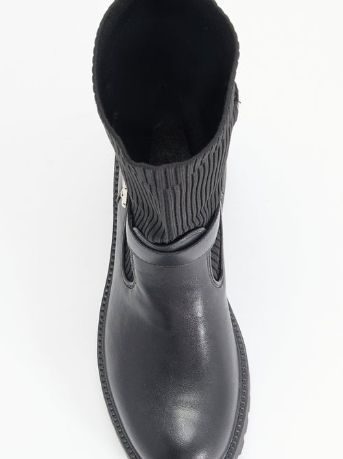 Boots met sok-effect van imitatieleer en gesp - Kiabi Boots met sok-effect van imitatieleer en gesp - Kiabi