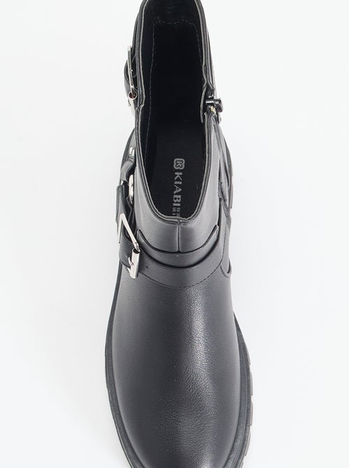 Boots motarde avec sangles fantaisies - Kiabi Boots motarde avec sangles fantaisies - Kiabi