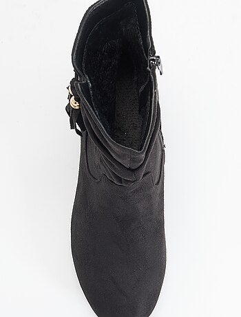Boots van suèdine