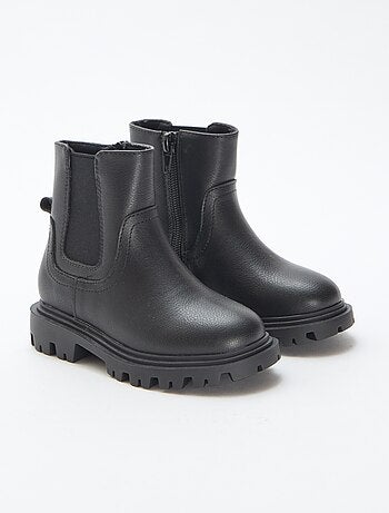 Bottes ajustées en simili