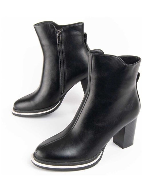 Bottine à Talon Matière Synthétique Et Textile Montevita - Kiabi Bottine à Talon Matière Synthétique Et Textile Montevita - Kiabi