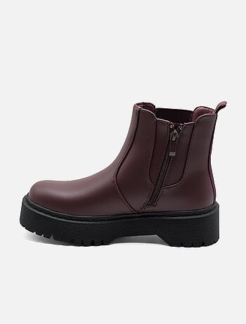 Bottines à semelles crantées