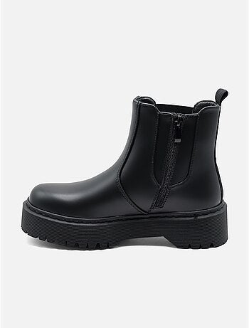 Bottines à semelles crantées