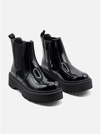 Bottines à semelles crantées