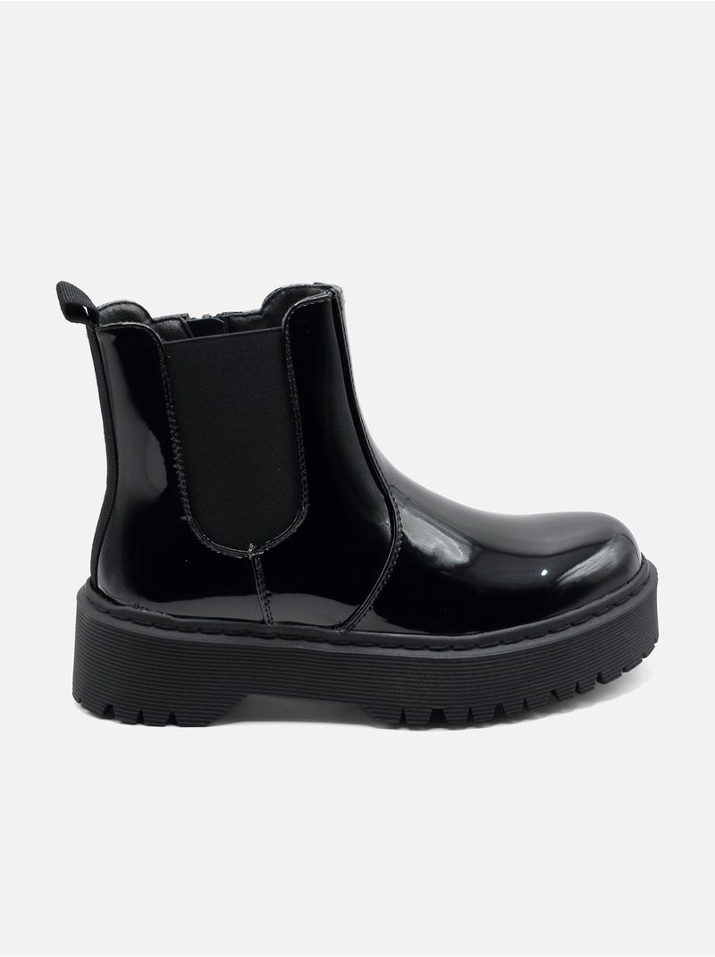 Bottines à semelles crantées Noir Noir - Kiabi
