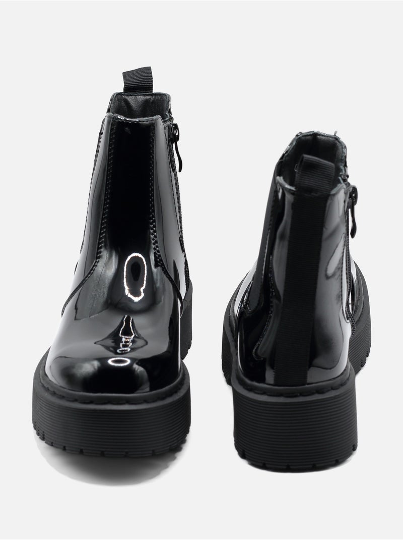 Bottines à semelles crantées Noir Noir - Kiabi