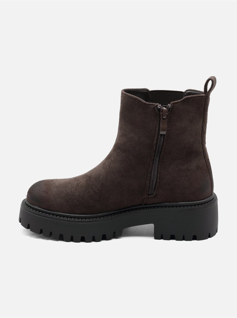 Bottines à zip Marron - Kiabi