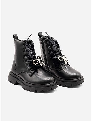 Bottines avec un nœud décoratif