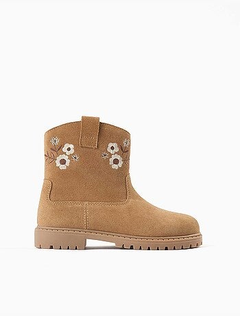 Bottines en suéde avec fleurs brodées