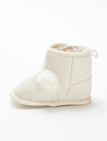 Bottines fourrées avec pompon