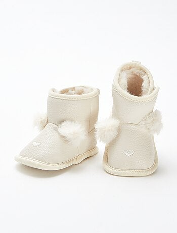 Bottines fourrées avec pompon