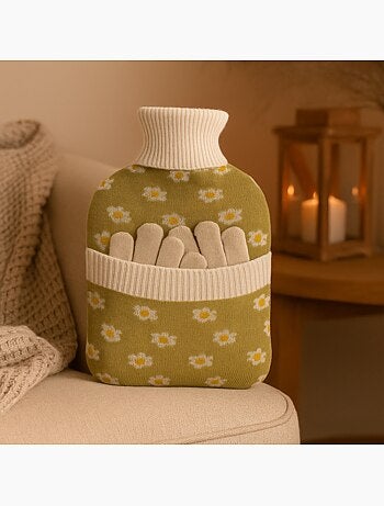 Bouillotte à eau avec gants et housse tricot motif fleurs
