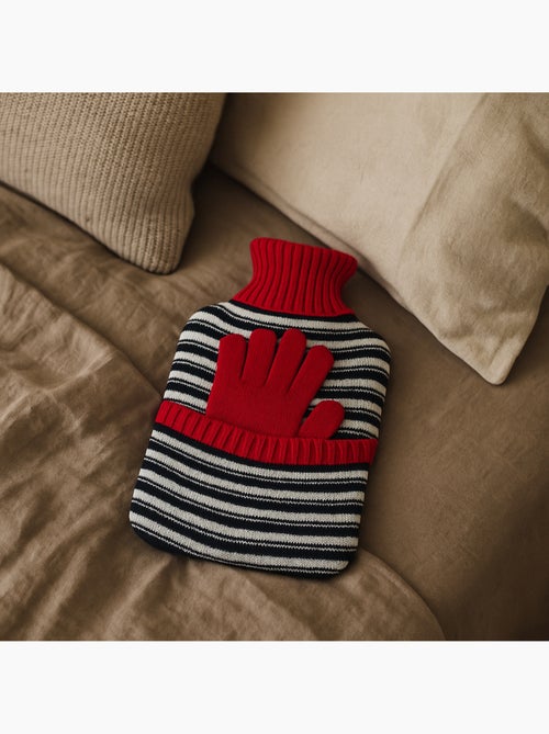 Bouillotte à eau avec gants et housse tricot rayée - Kiabi Bouillotte à eau avec gants et housse tricot rayée - Kiabi