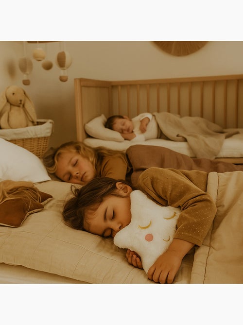 Bouillotte doudou 2 en 1 en forme d’étoile - Kiabi Bouillotte doudou 2 en 1 en forme d’étoile - Kiabi
