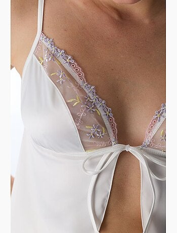 Brassière satin broderie cassée penti