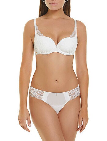 Braziliaanse jolie bruiloft