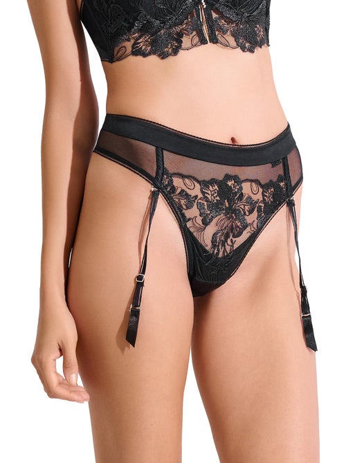 Brazilian met hoge taille en afneembare bretels eminence - Kiabi Brazilian met hoge taille en afneembare bretels eminence - Kiabi