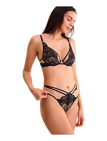 Brésilien échancré charisma