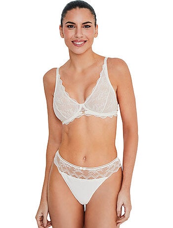 Brésilien manuela mariage