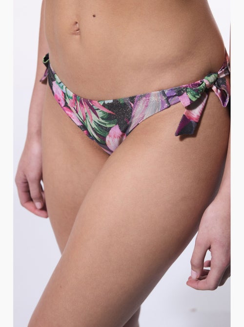 Briella braziliaans bikinibroekje met lage taille en bloemenprint penti - Kiabi Briella braziliaans bikinibroekje met lage taille en bloemenprint penti - Kiabi