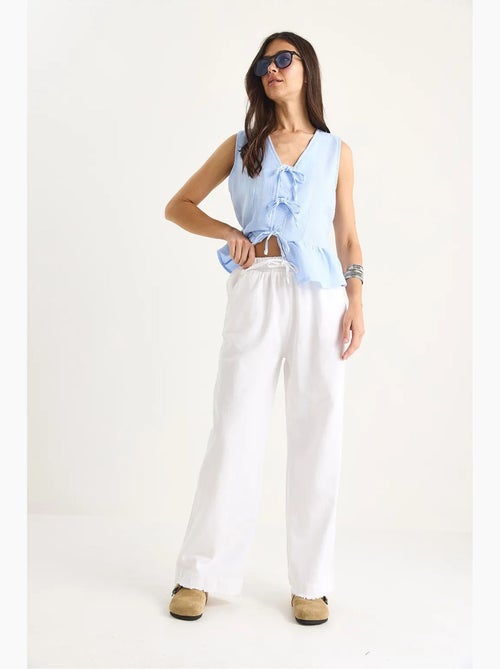 Broek met elastische taille en rechte pijpen lucci - Kiabi Broek met elastische taille en rechte pijpen lucci - Kiabi