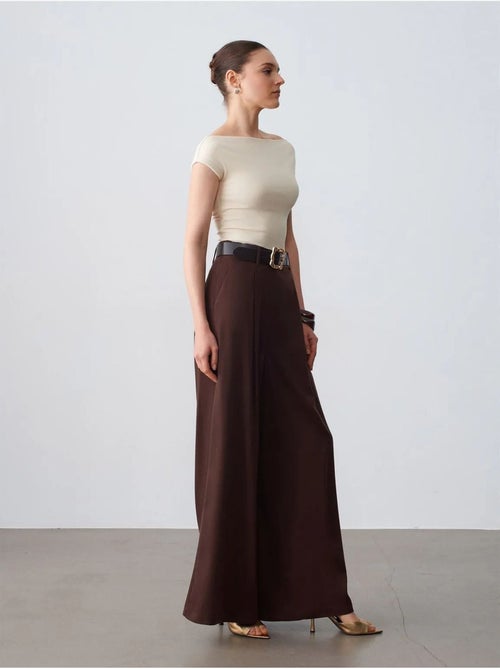 Broek met hoge taille, plooien en wijde pijp dilvin - Kiabi Broek met hoge taille, plooien en wijde pijp dilvin - Kiabi