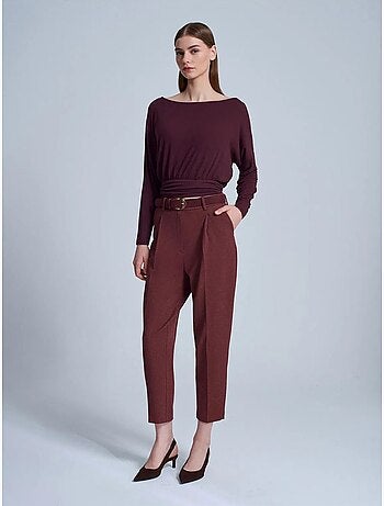 Broek met hoge taille, riem en rechte pijp dilvin