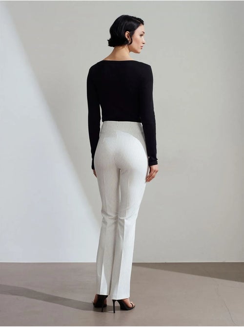 Broek Met Hoge Taille, Strepen En Plooi - Kiabi Broek Met Hoge Taille, Strepen En Plooi - Kiabi