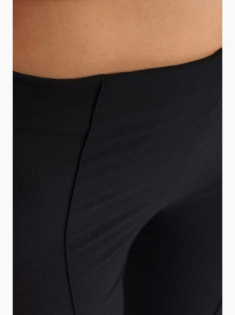 Broek met hoge taille, uitlopende pijpen en split dilvin Zwart - Kiabi