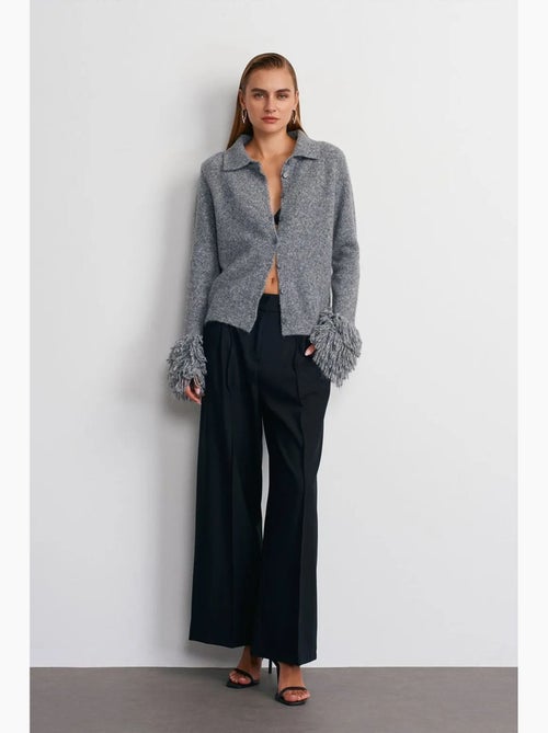 Broek met hoge taille, wijde pijpen en plooien dilvin - Kiabi Broek met hoge taille, wijde pijpen en plooien dilvin - Kiabi