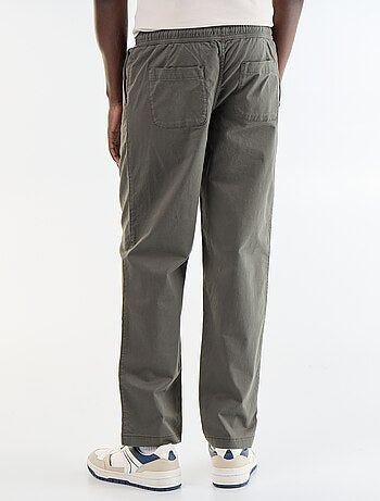 Broek met perzikhuid-effect